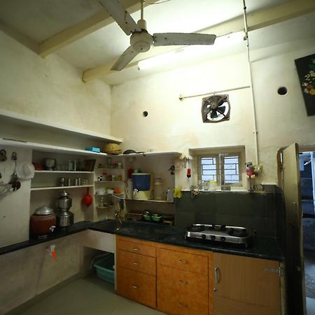 Gurukrupa Bunglow Dwarka  Exterior photo