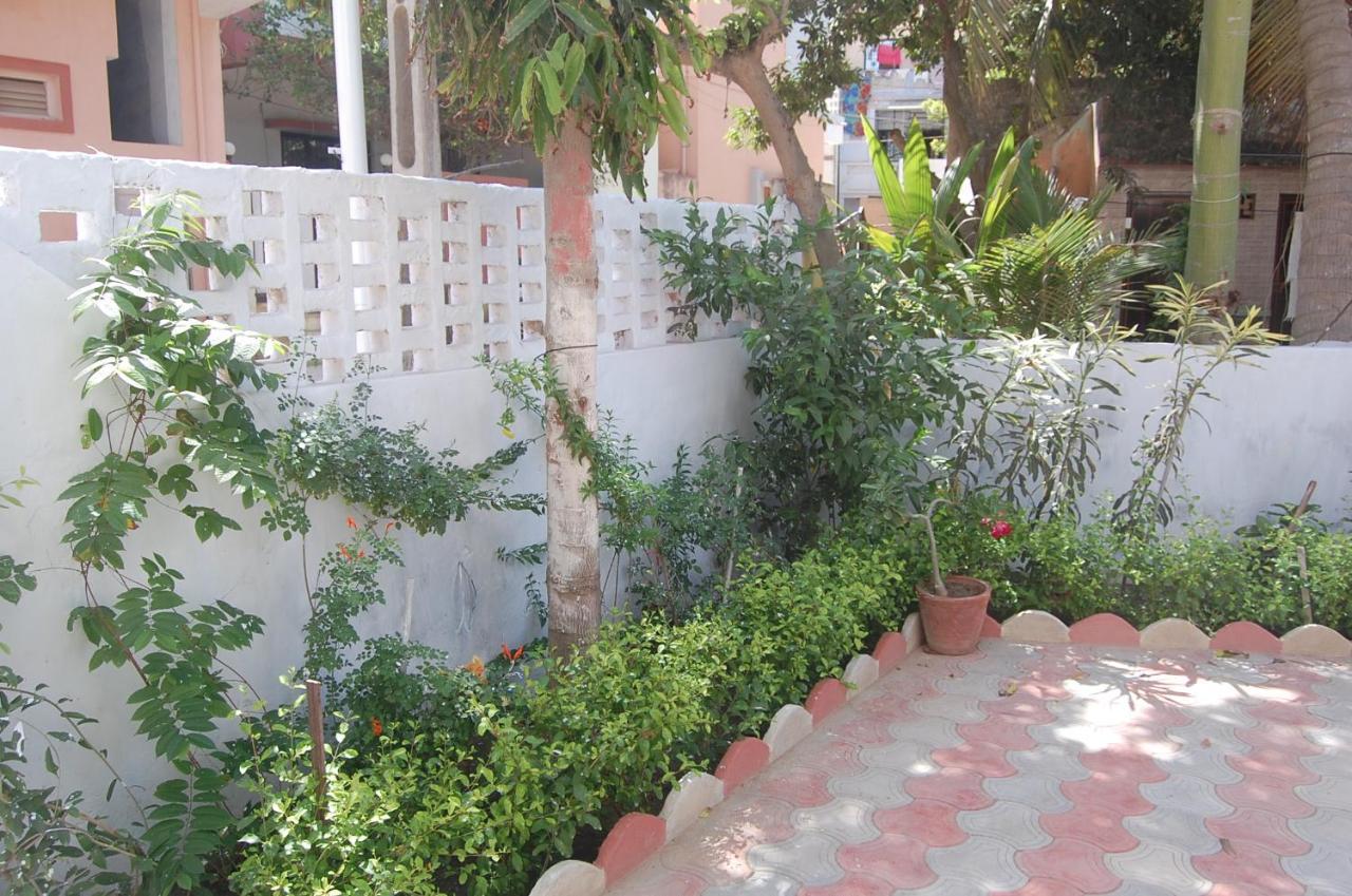 Gurukrupa Bunglow Dwarka  Exterior photo