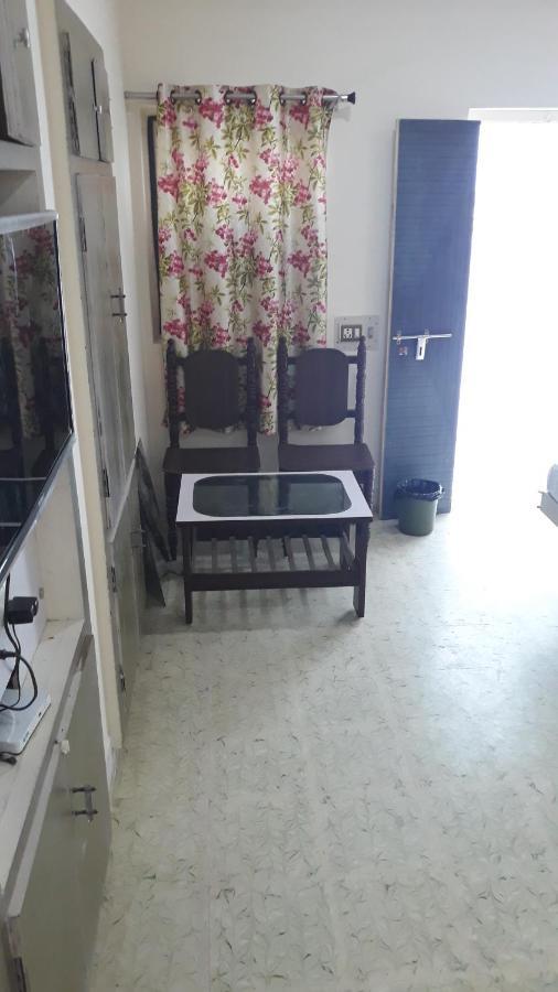 Gurukrupa Bunglow Dwarka  Exterior photo